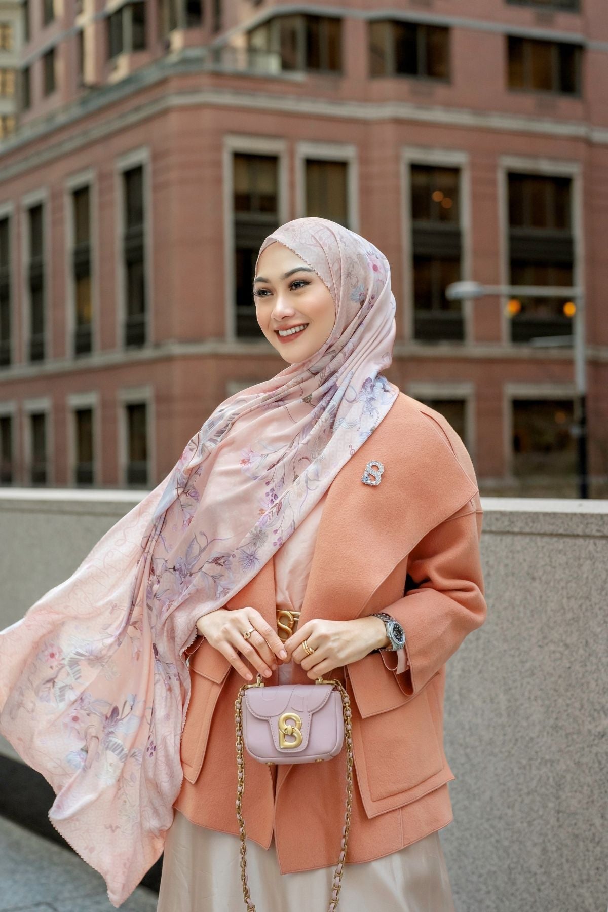 Nada 2.0 Satin Shawl - Quena