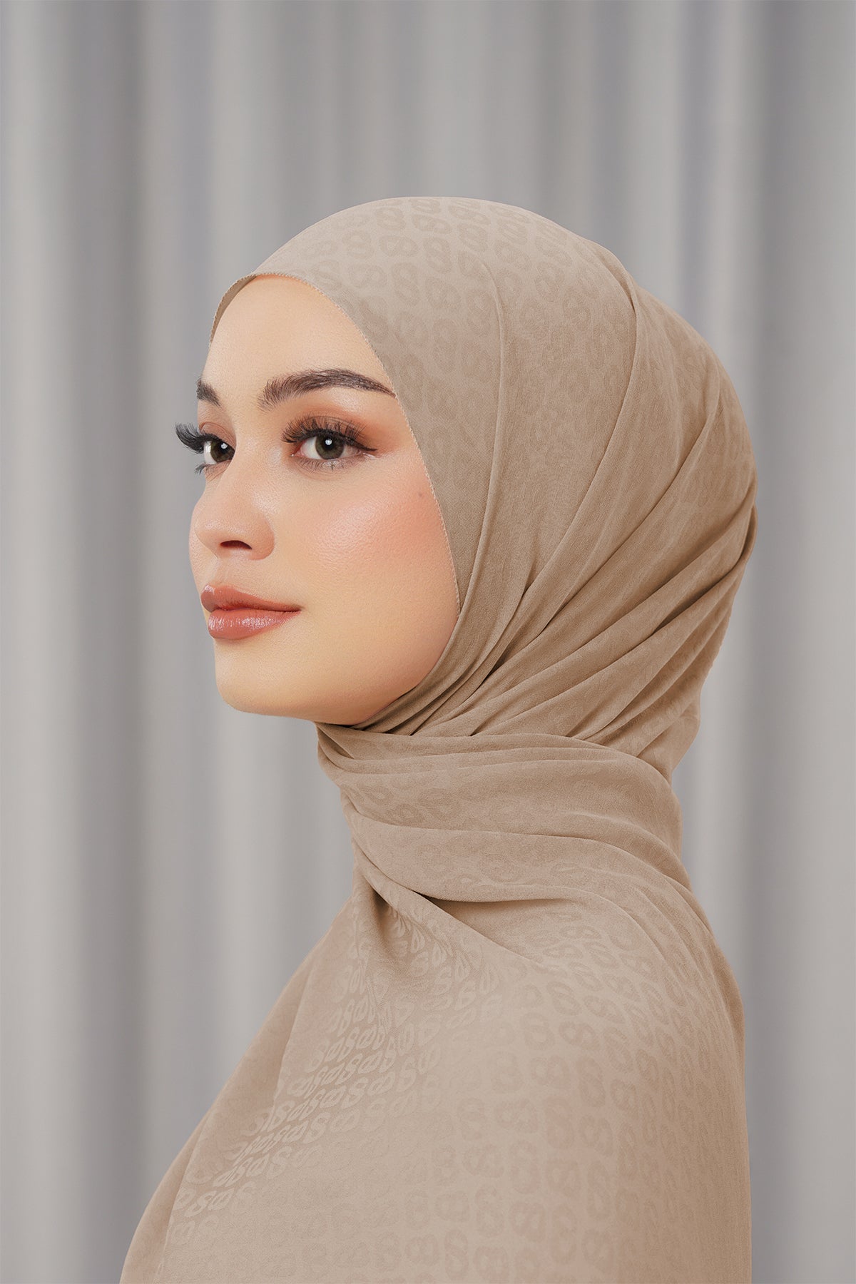 Georgette Tapis Shawl - Natural