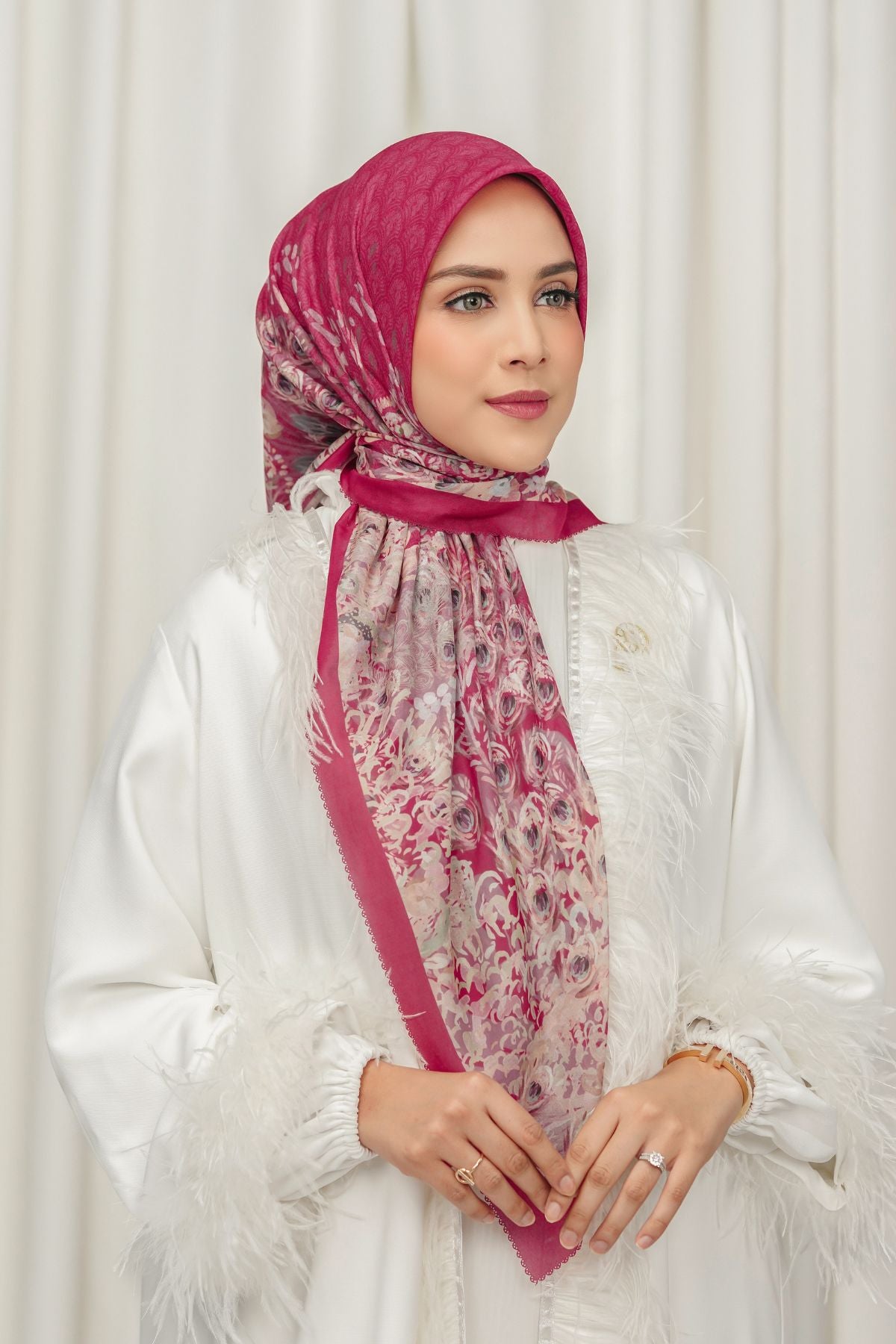 The Ederra 2.0 Square - Dahlia