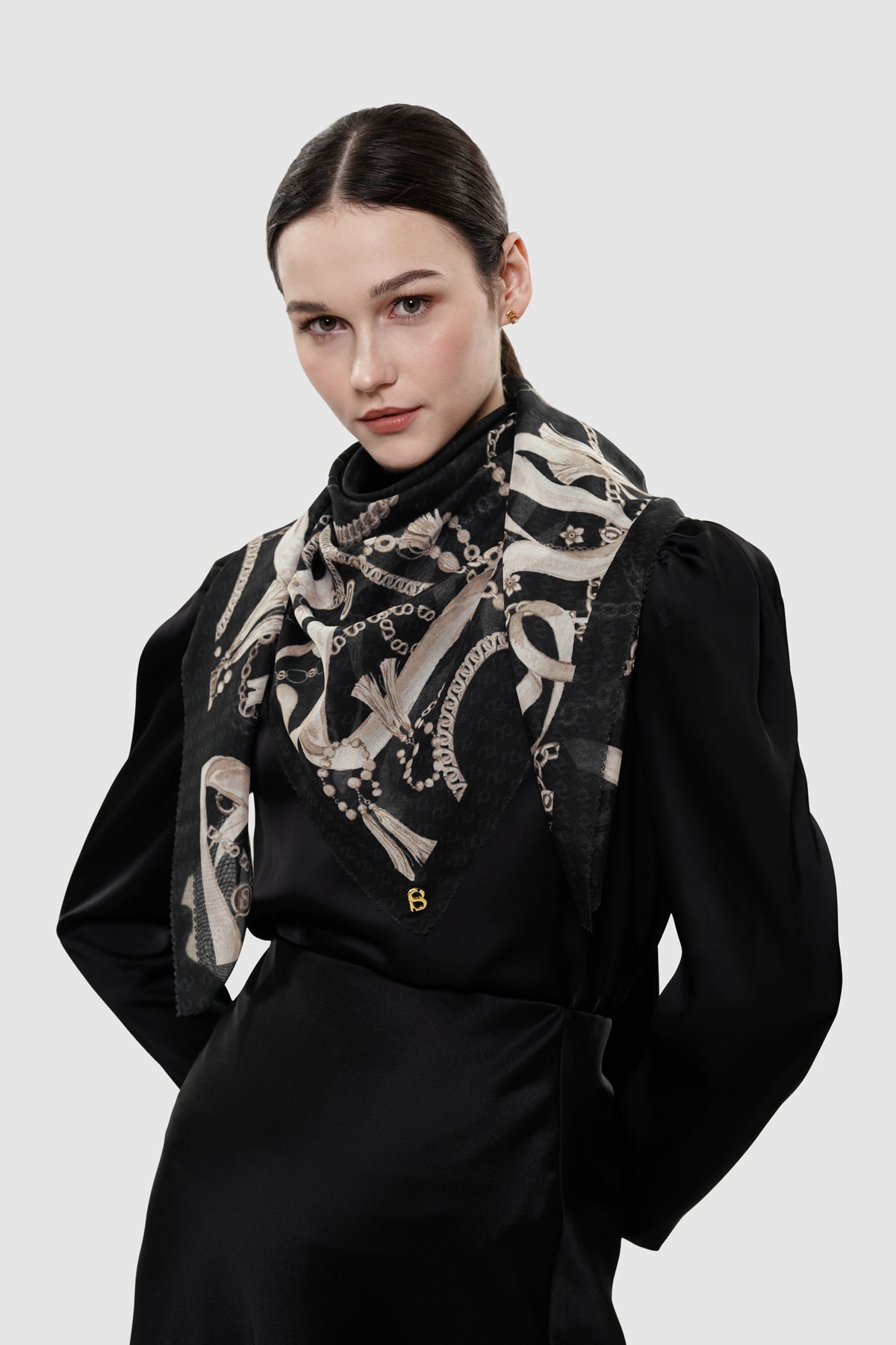 Signature Chain Square Series - Éclat