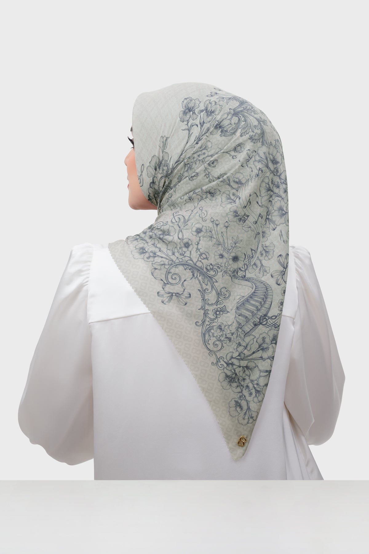 Nada 3 Square - Styling