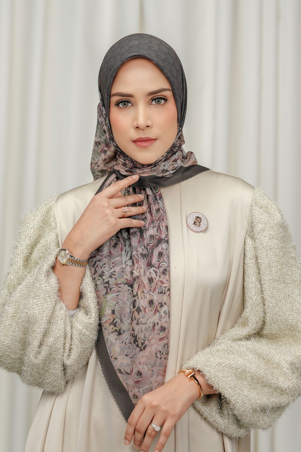 The Ederra 2.0 Square - Raisin