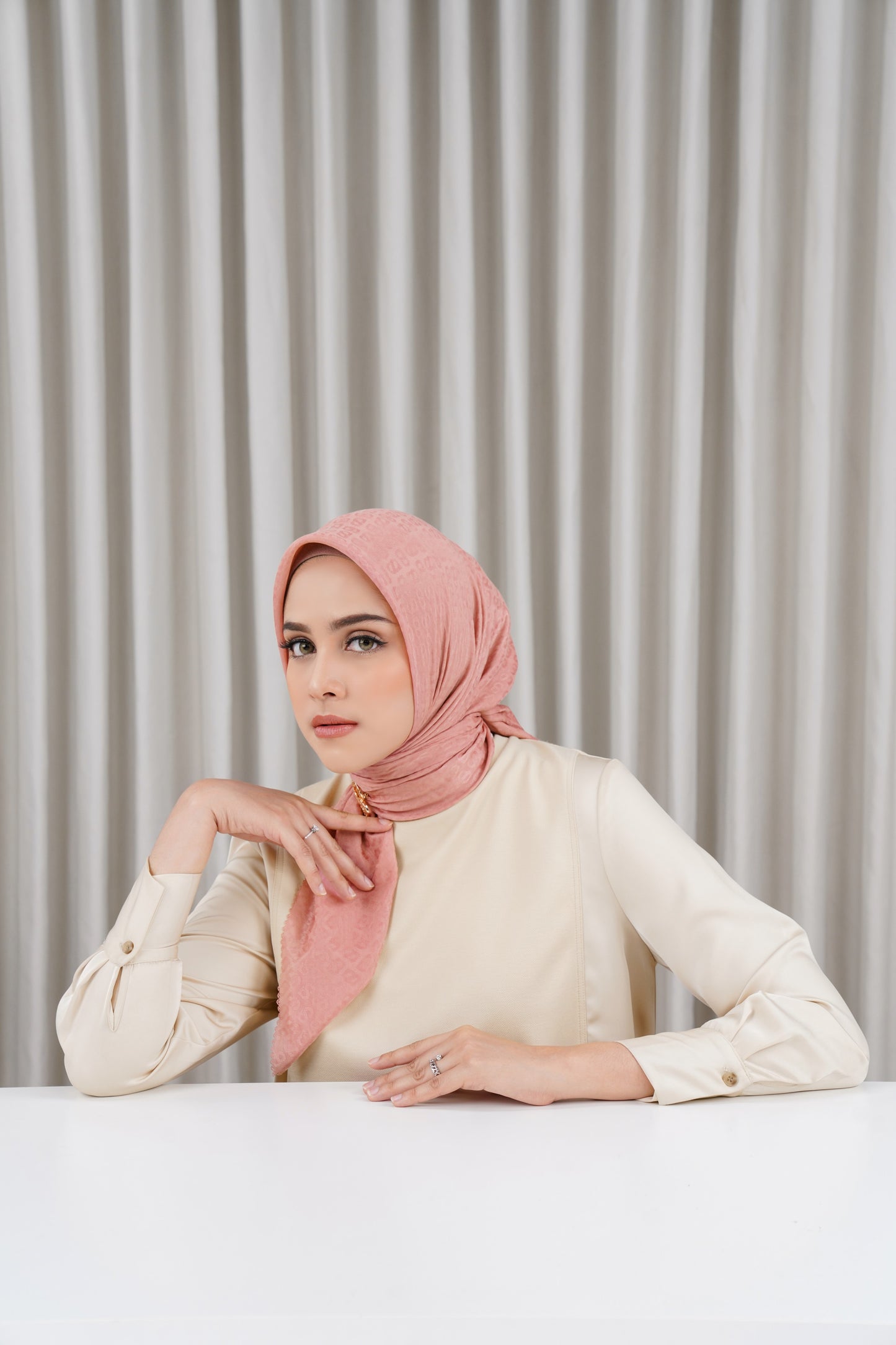 Everyday Tapis Embossed 2.0 - Ash Rose