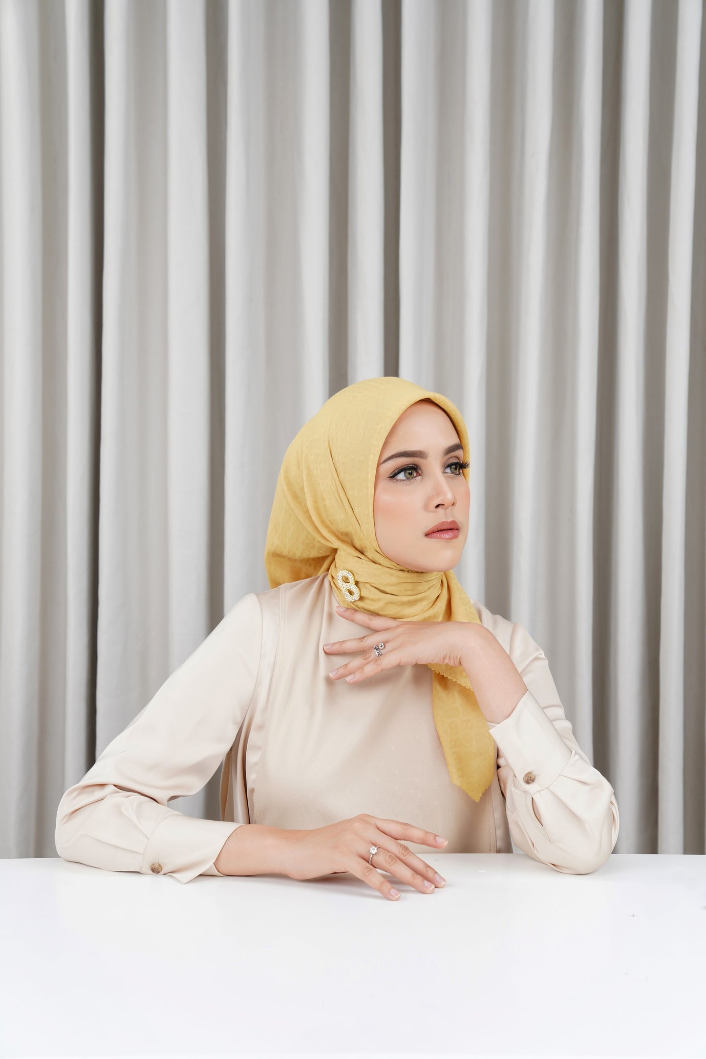 Everyday Tapis Embossed 2.0 - Curry