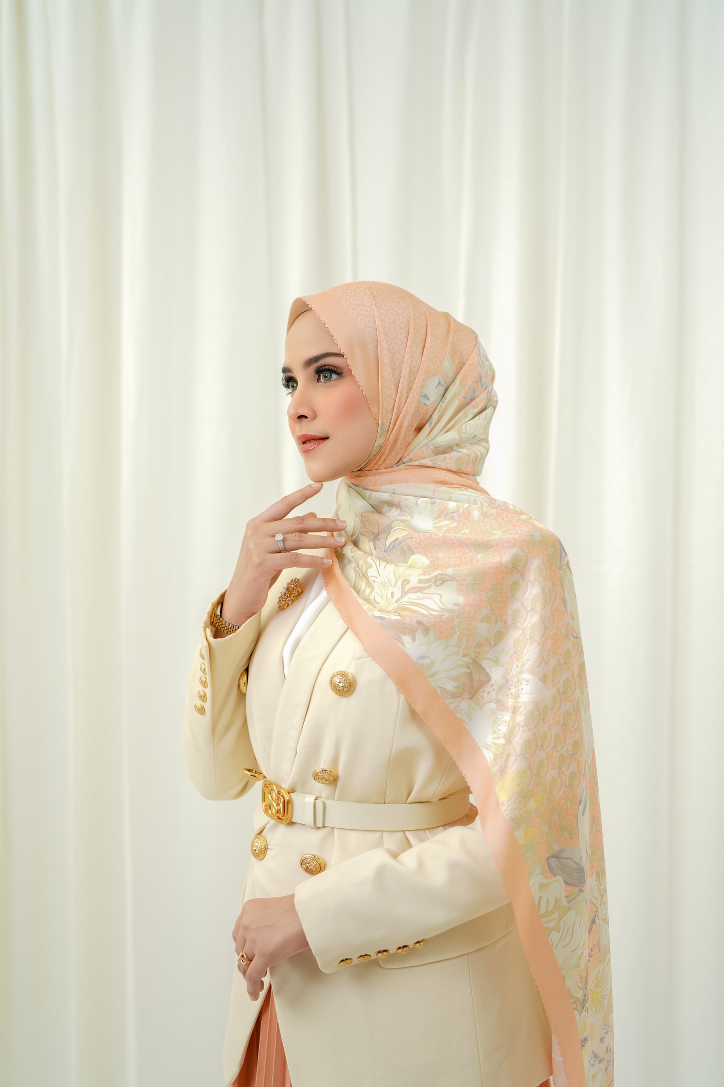 The Gardenia Satin Shawl - Carnation