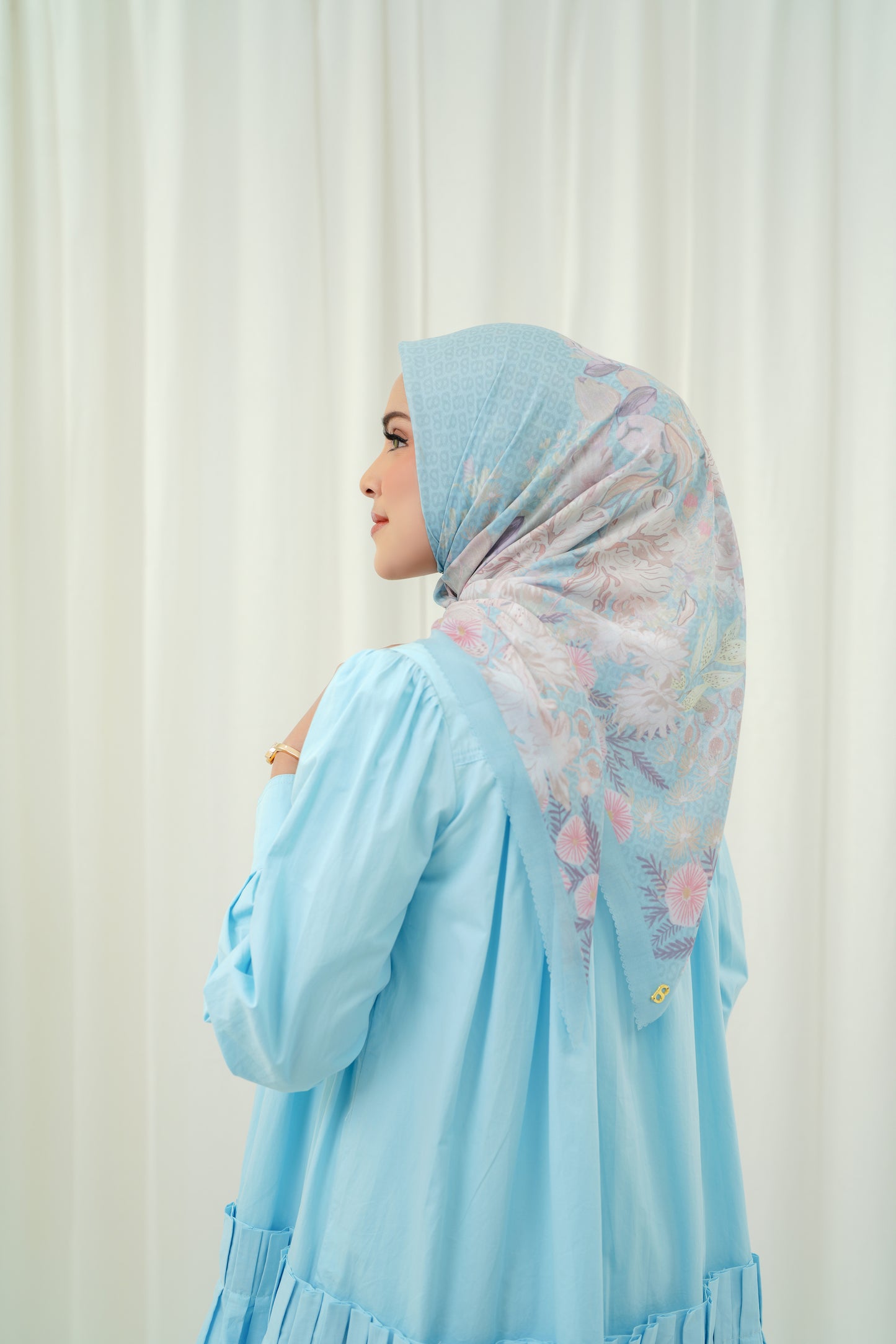 The Gardenia Square - Flax