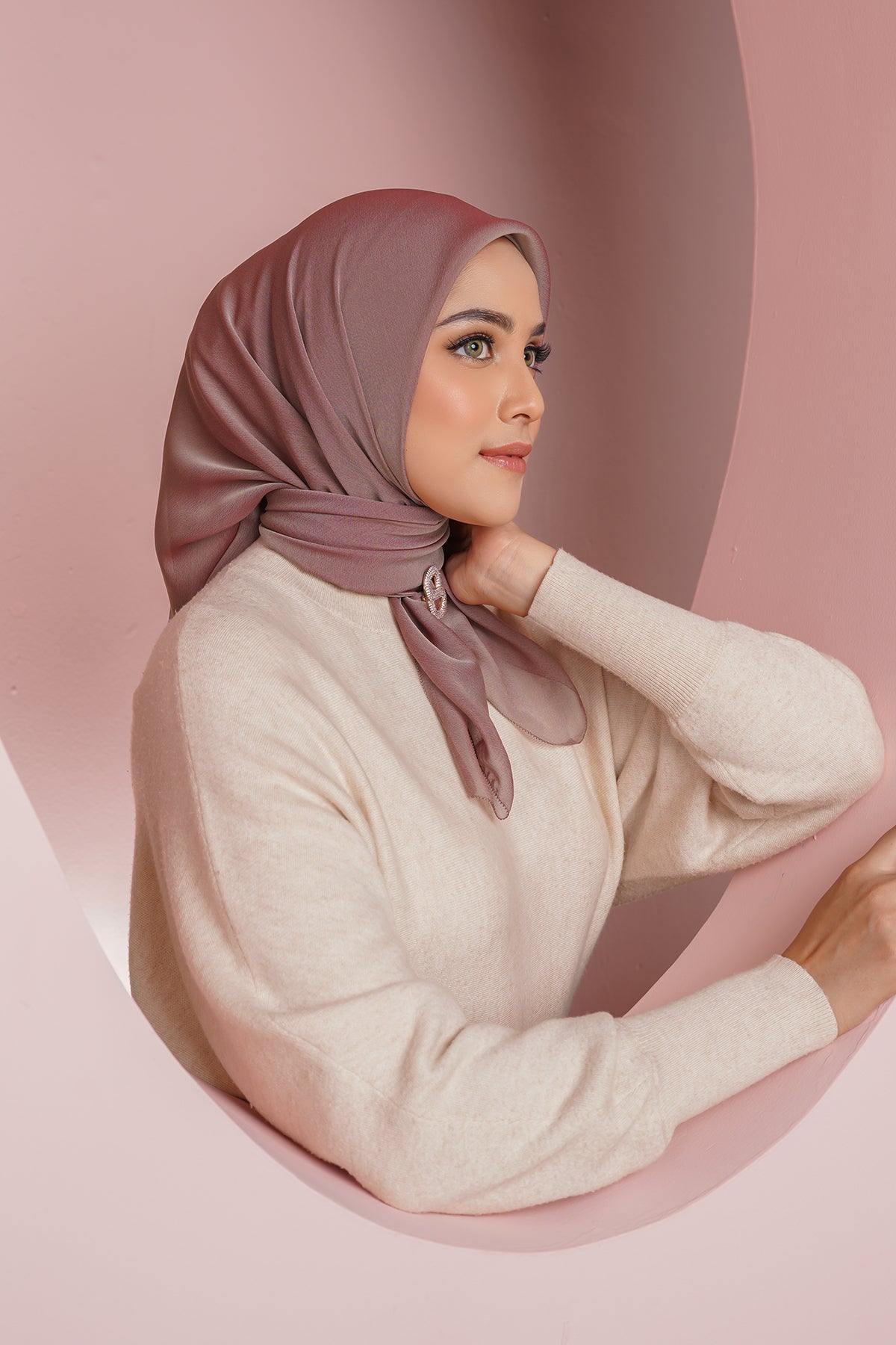 Kelly Square in Antique Mauve