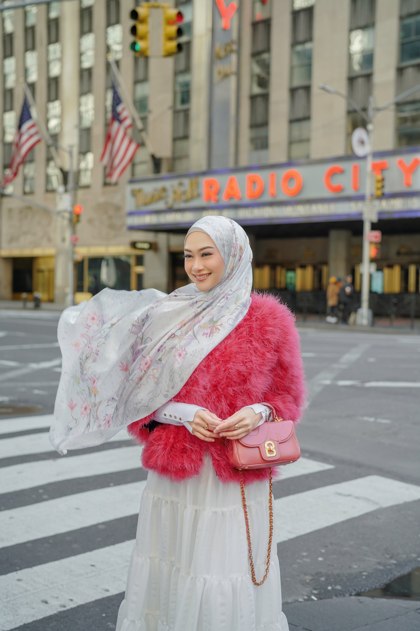 Nada 2.0 Satin Shawl - Harpa