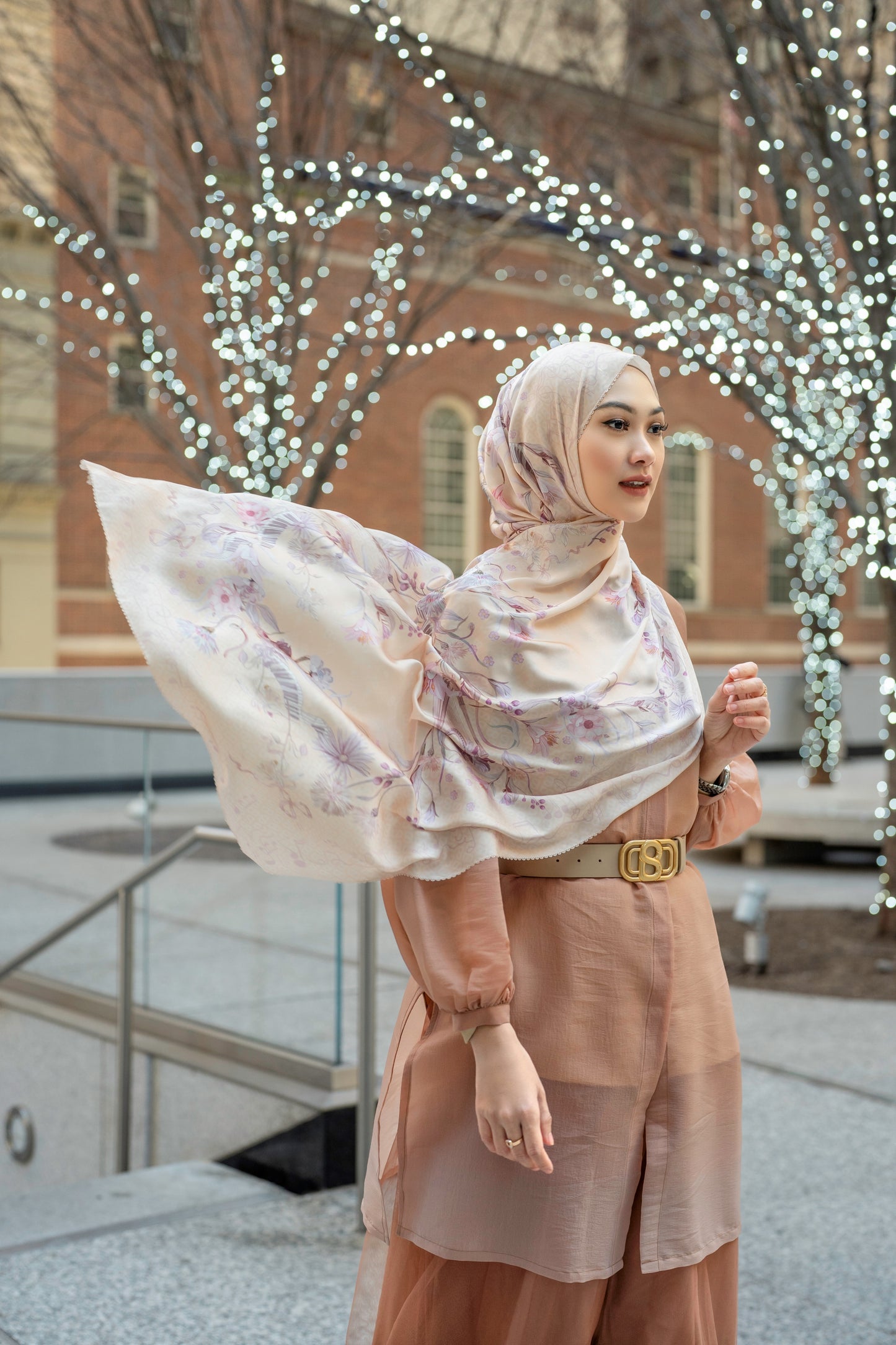 Nada 2.0 Satin Shawl - Viola