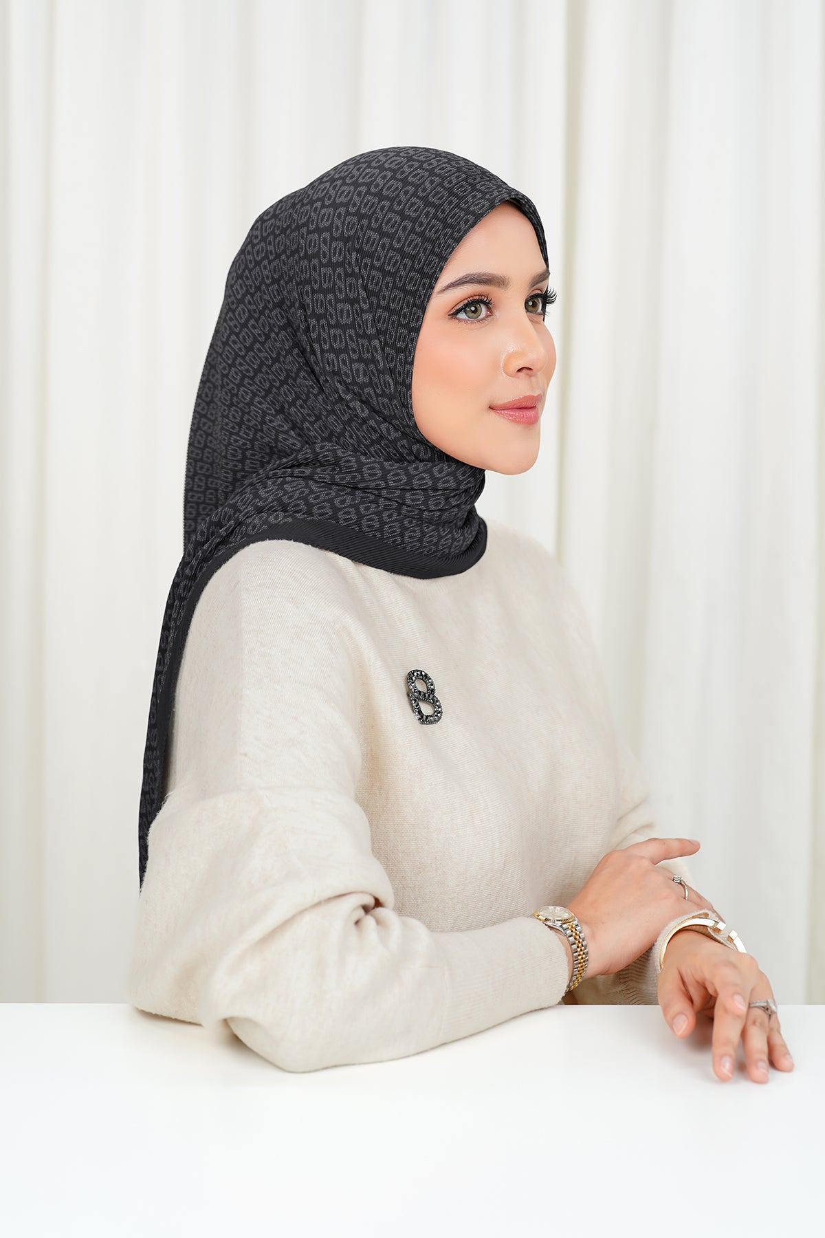 Tapis Pleated Square - Charcoal