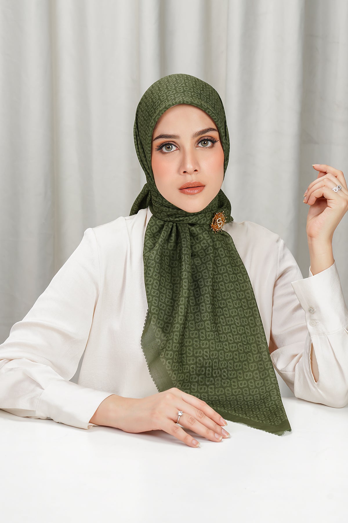 Tapis Square - Avocado