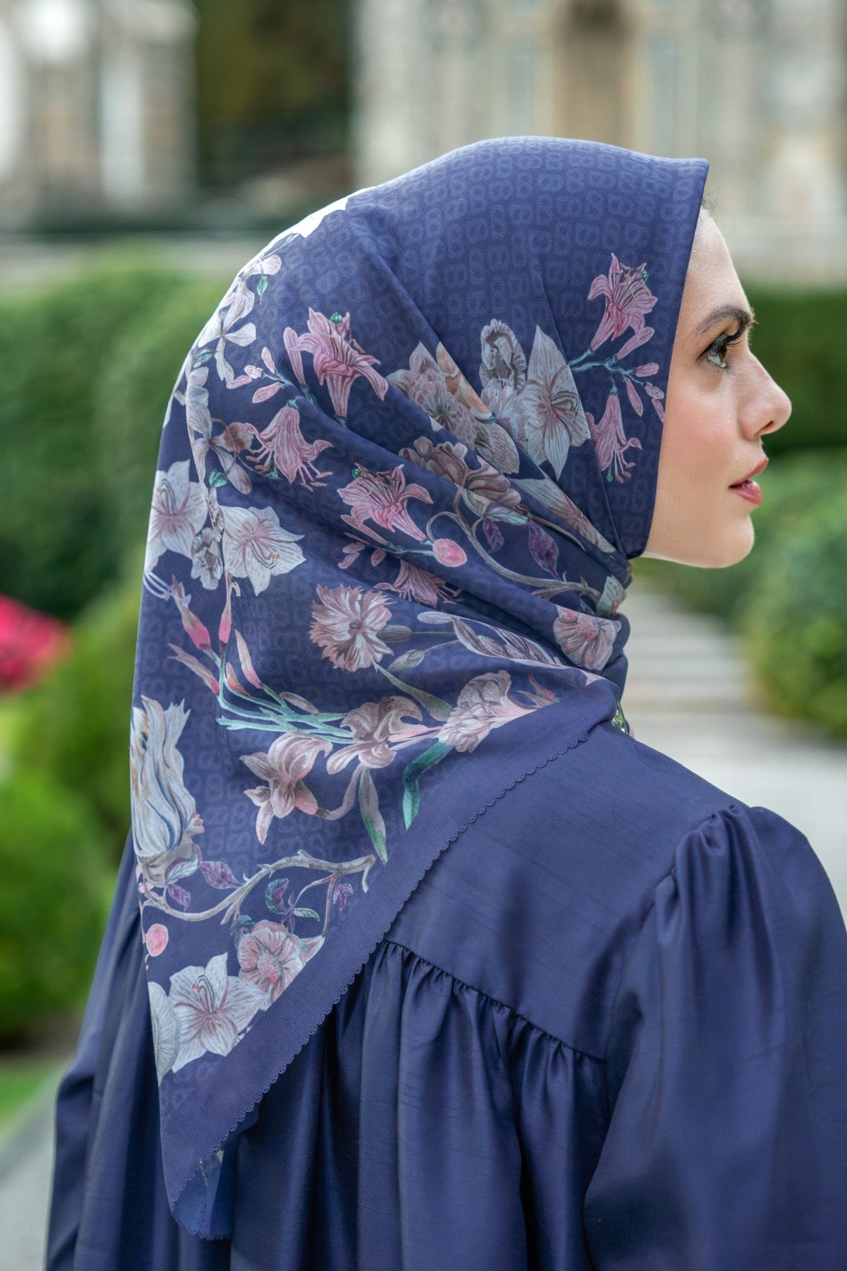 Farra Square - Butterfly Pea