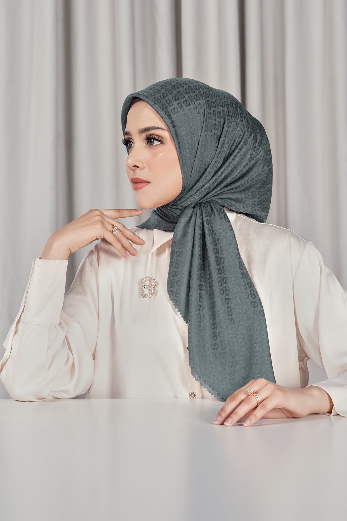 Everyday Tapis Embossed 2.0 - Asphalt