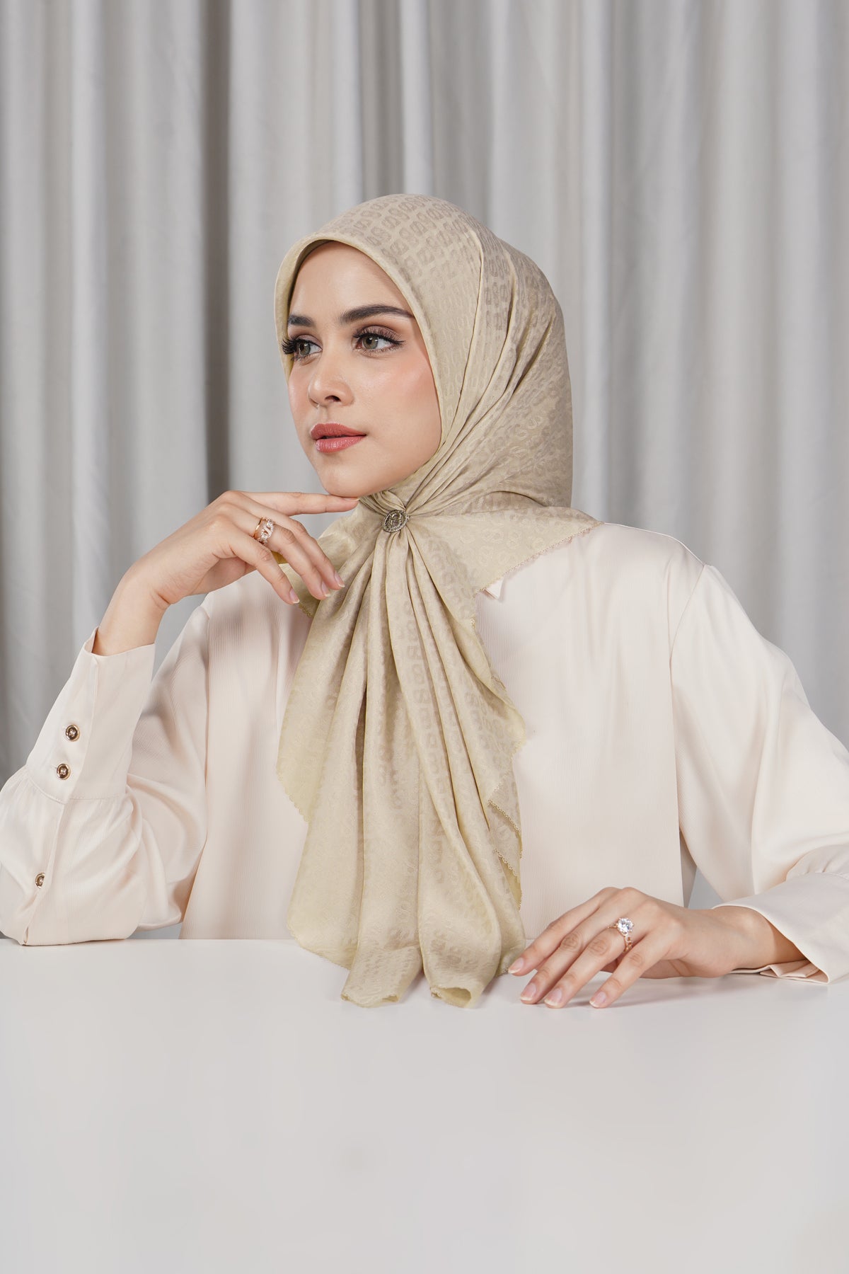 Everyday Tapis Embossed 2.0 - Humus