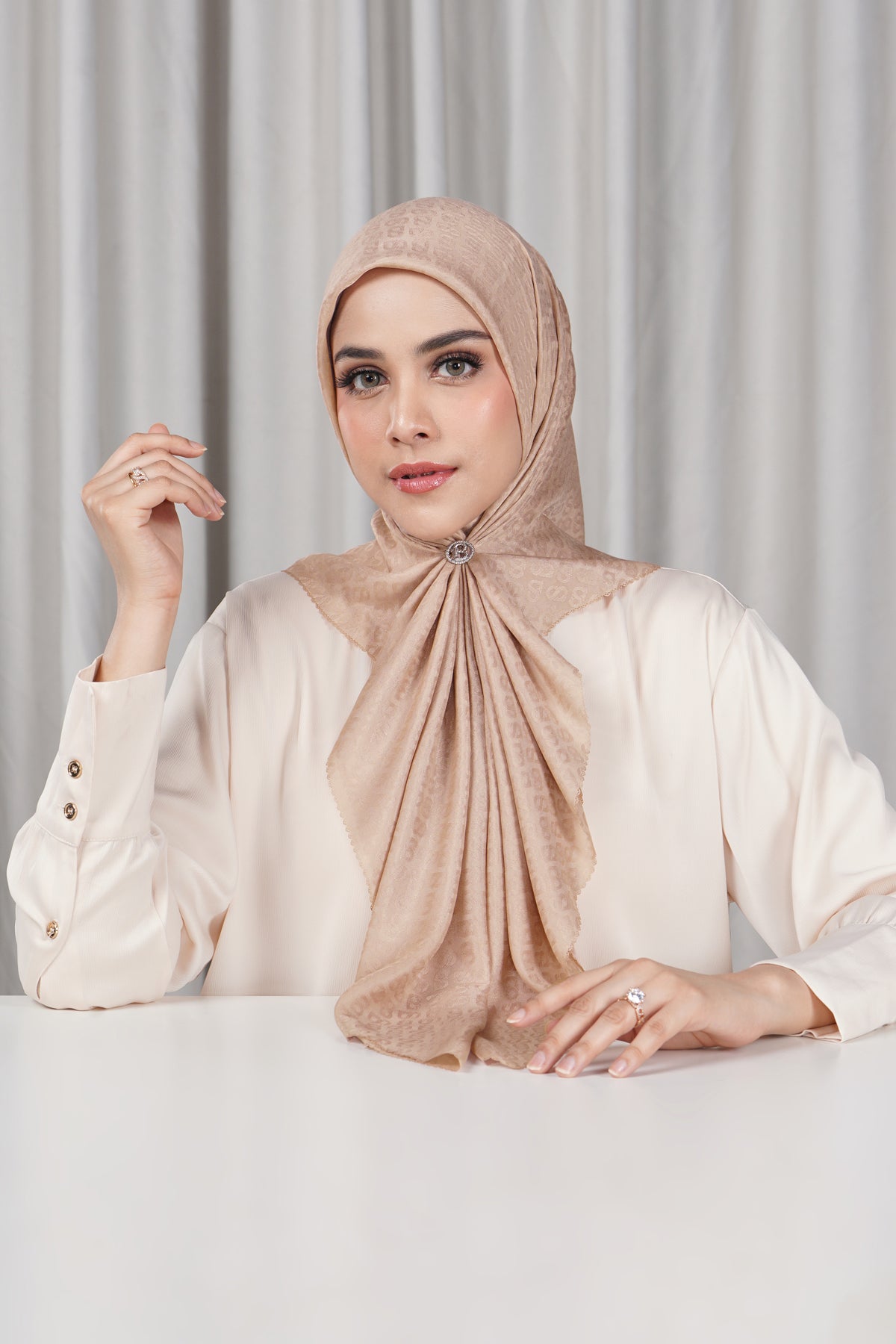 Everyday Tapis Embossed 2.0 - Nougat