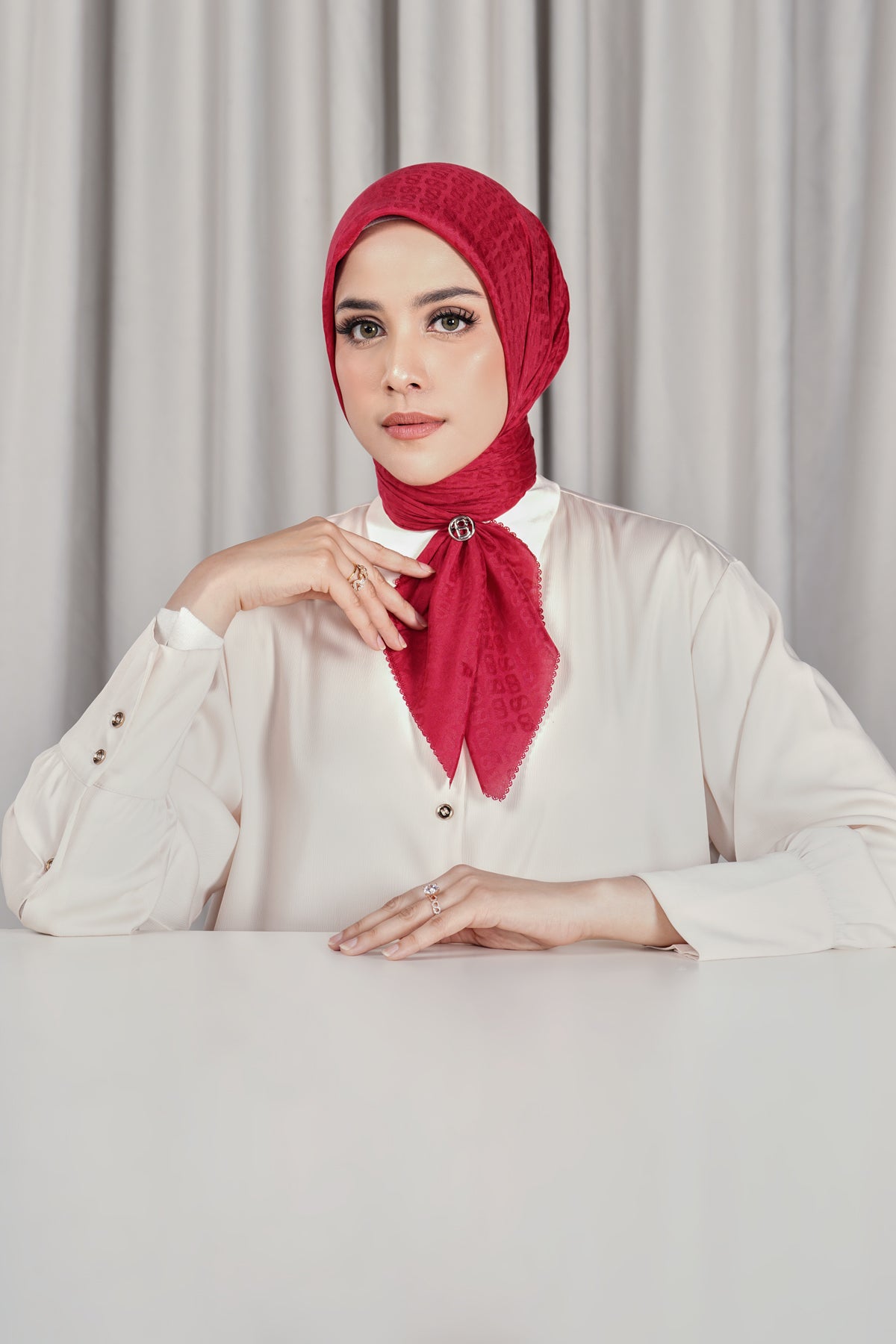 Everyday Tapis Embossed 2.0 - Scarlet