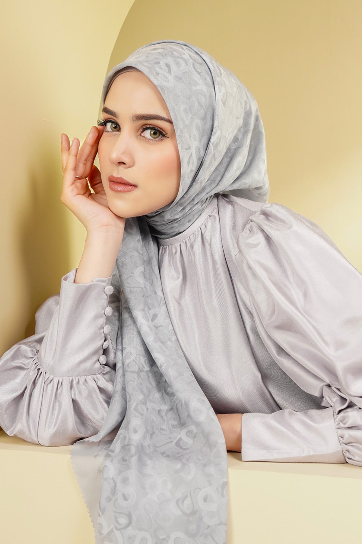 Samla Voile Square - Gray Violet