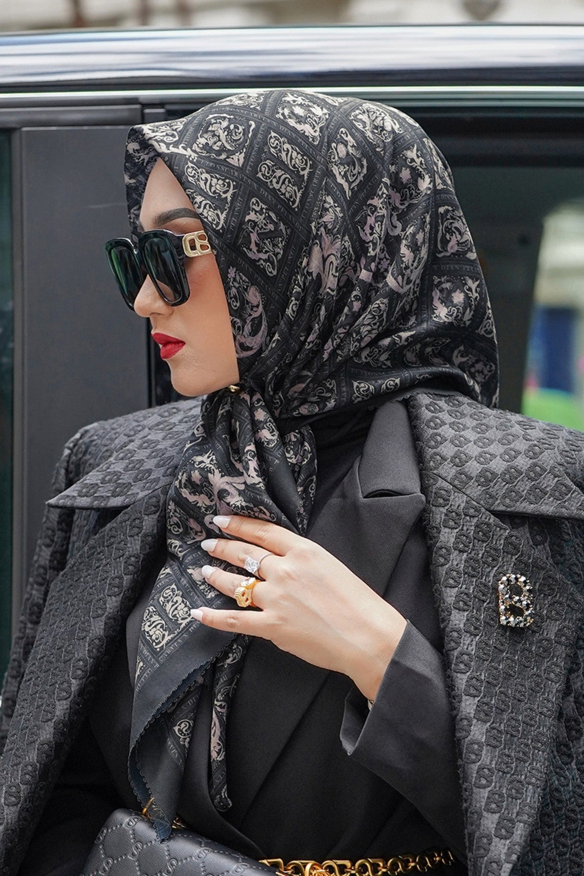 Autograph 2 Square - Jetsetter