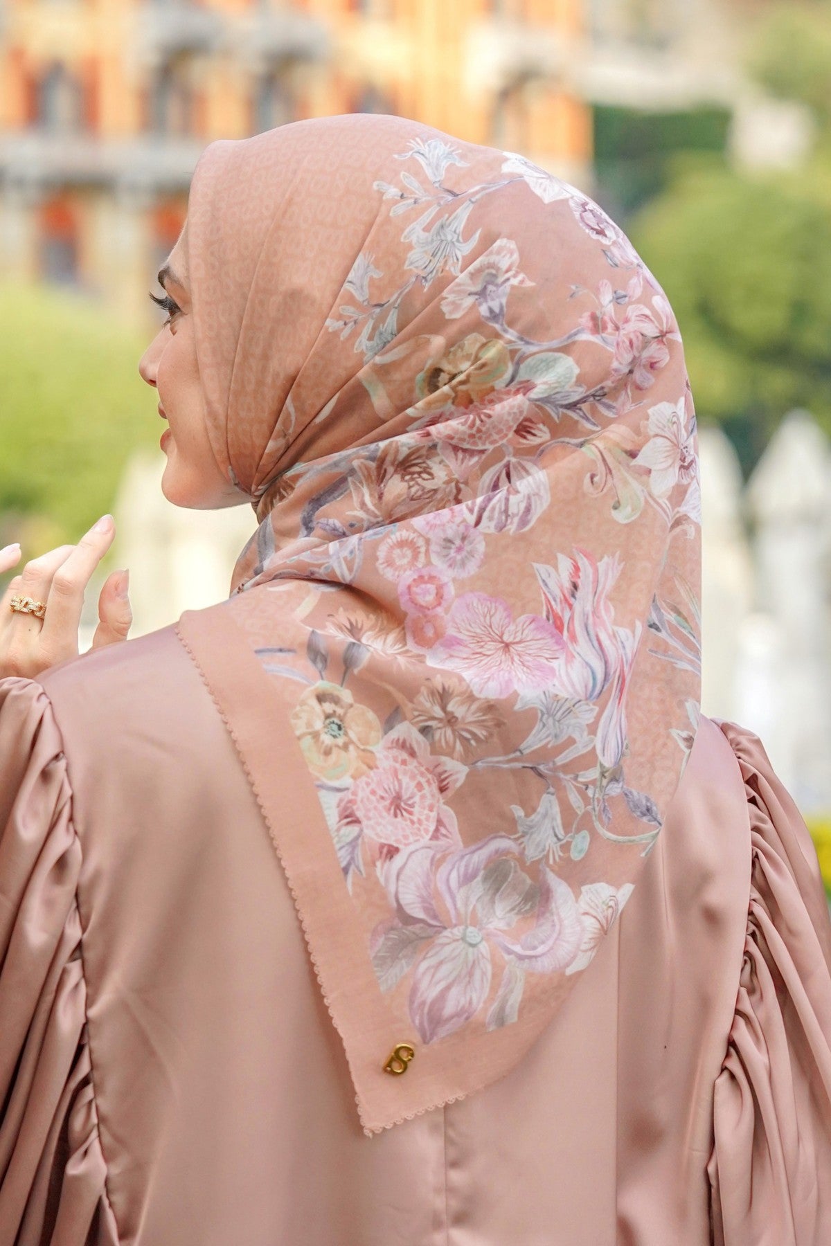 Farra Square - Marigold