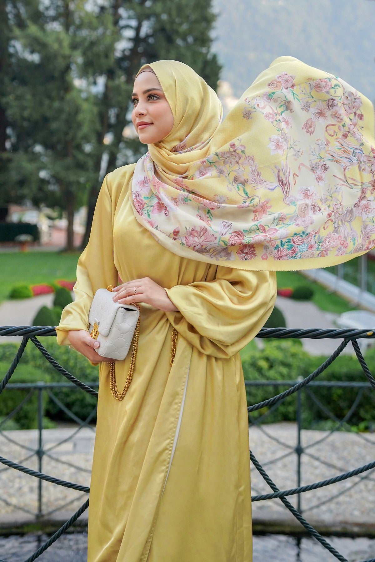 Farra Satin Shawl - Mimosa
