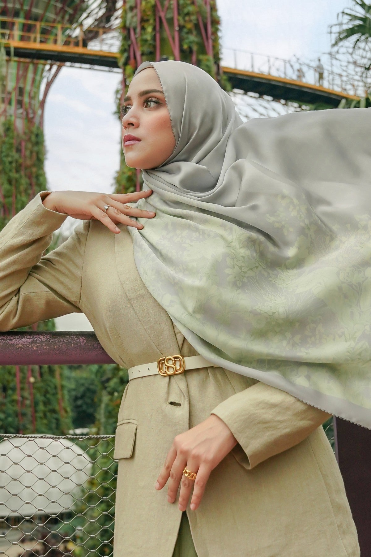 Singapore Satin Shawl - Nature