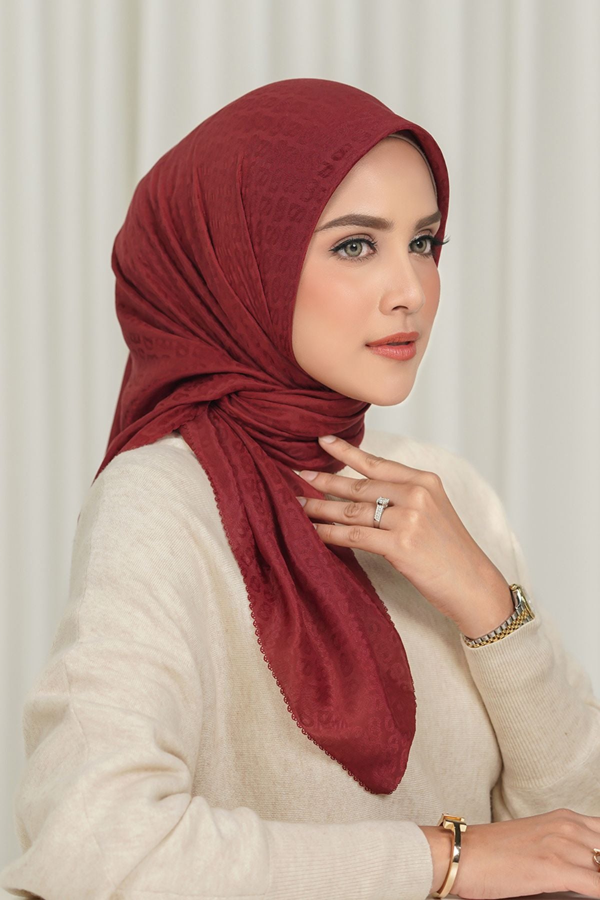 Everyday Tapis Embossed 2.0 - Ruby