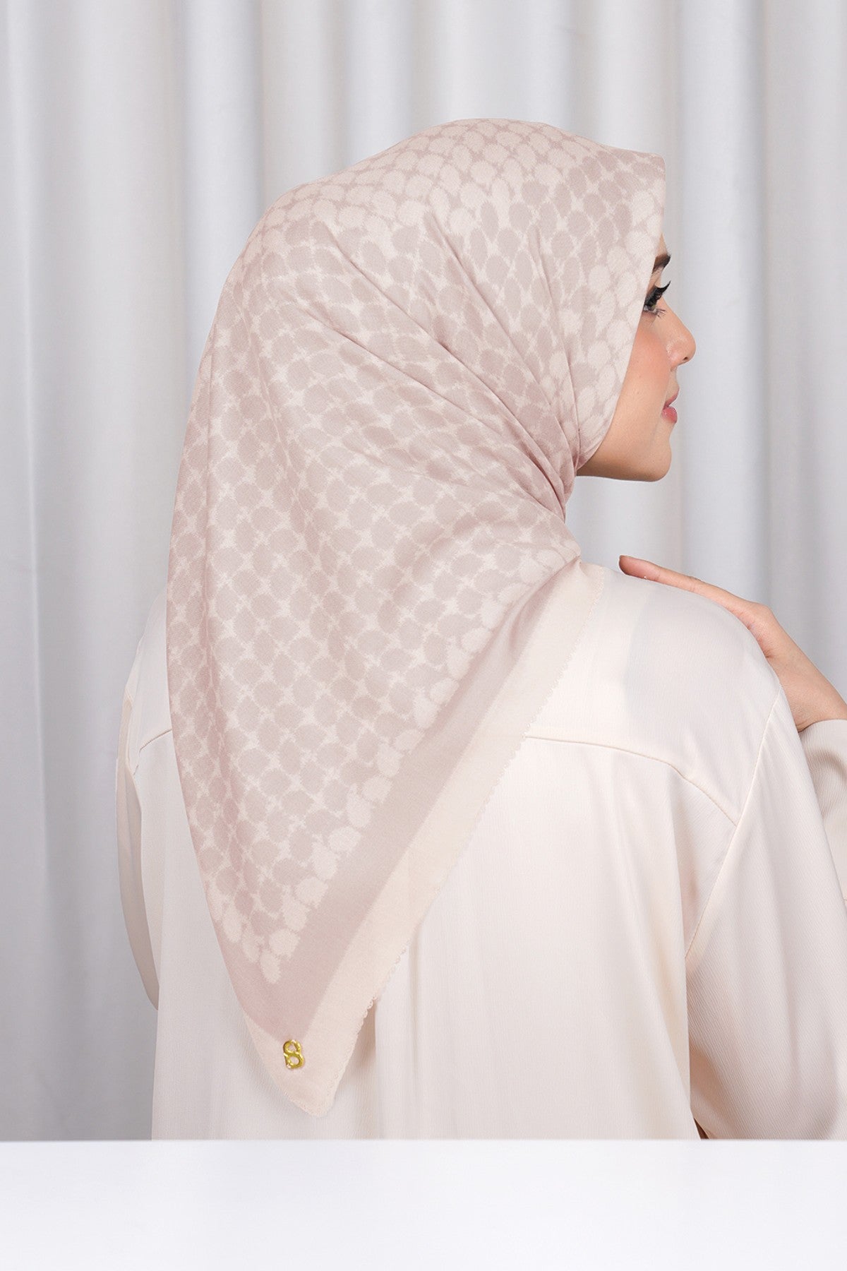 Mirarina Voile Square - Warm Taupe