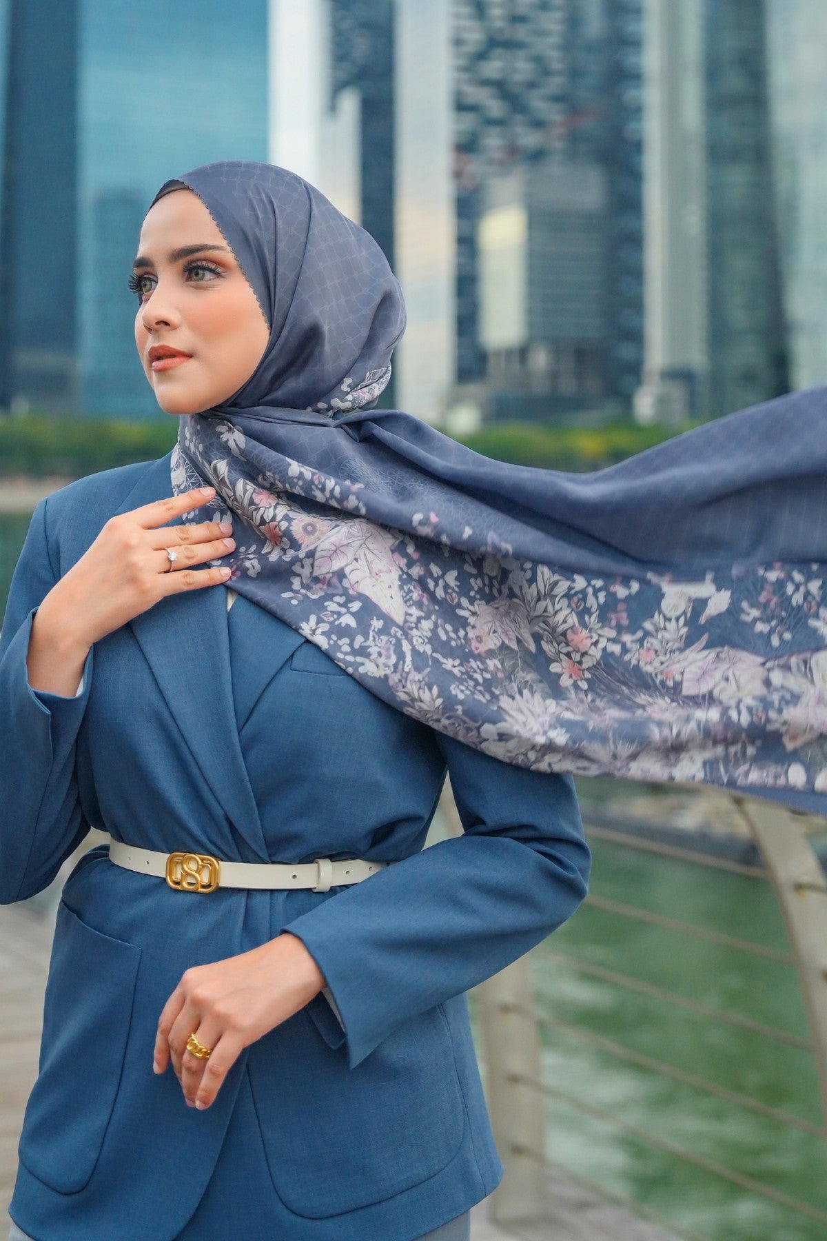Singapore Satin Shawl - Waterfall