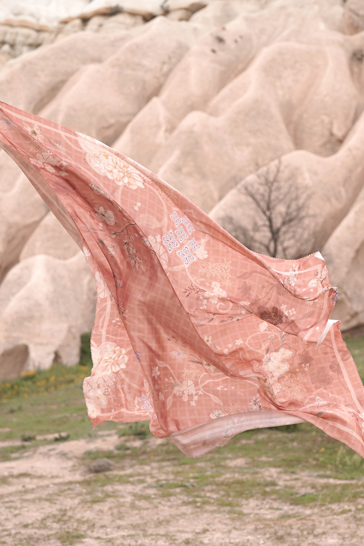 Sofya Satin Square - Spice