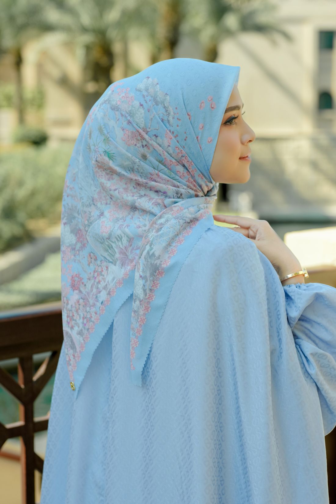 Al Qasr Square - Mosaic