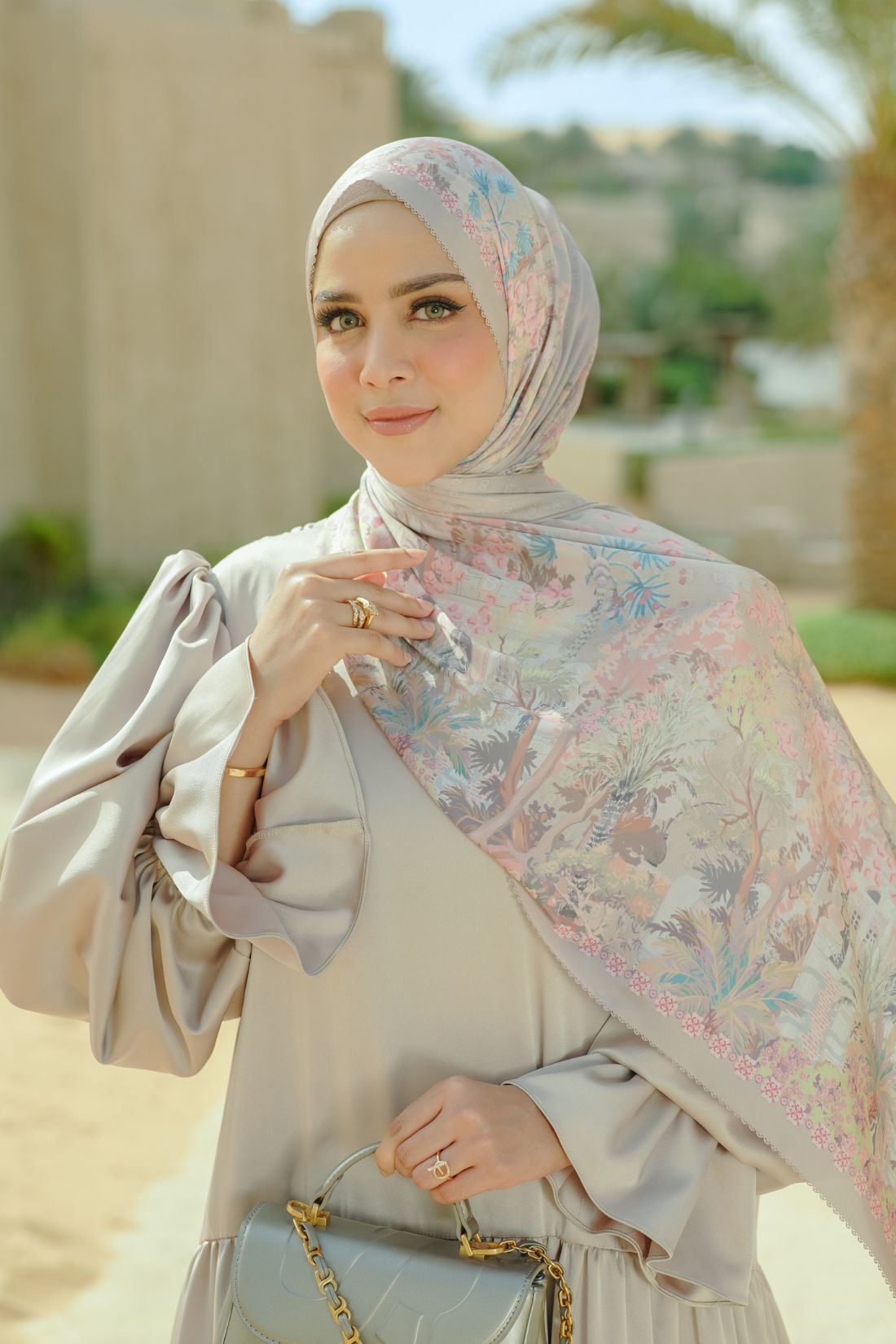 Al Qasr Satin Shawl - Pottery