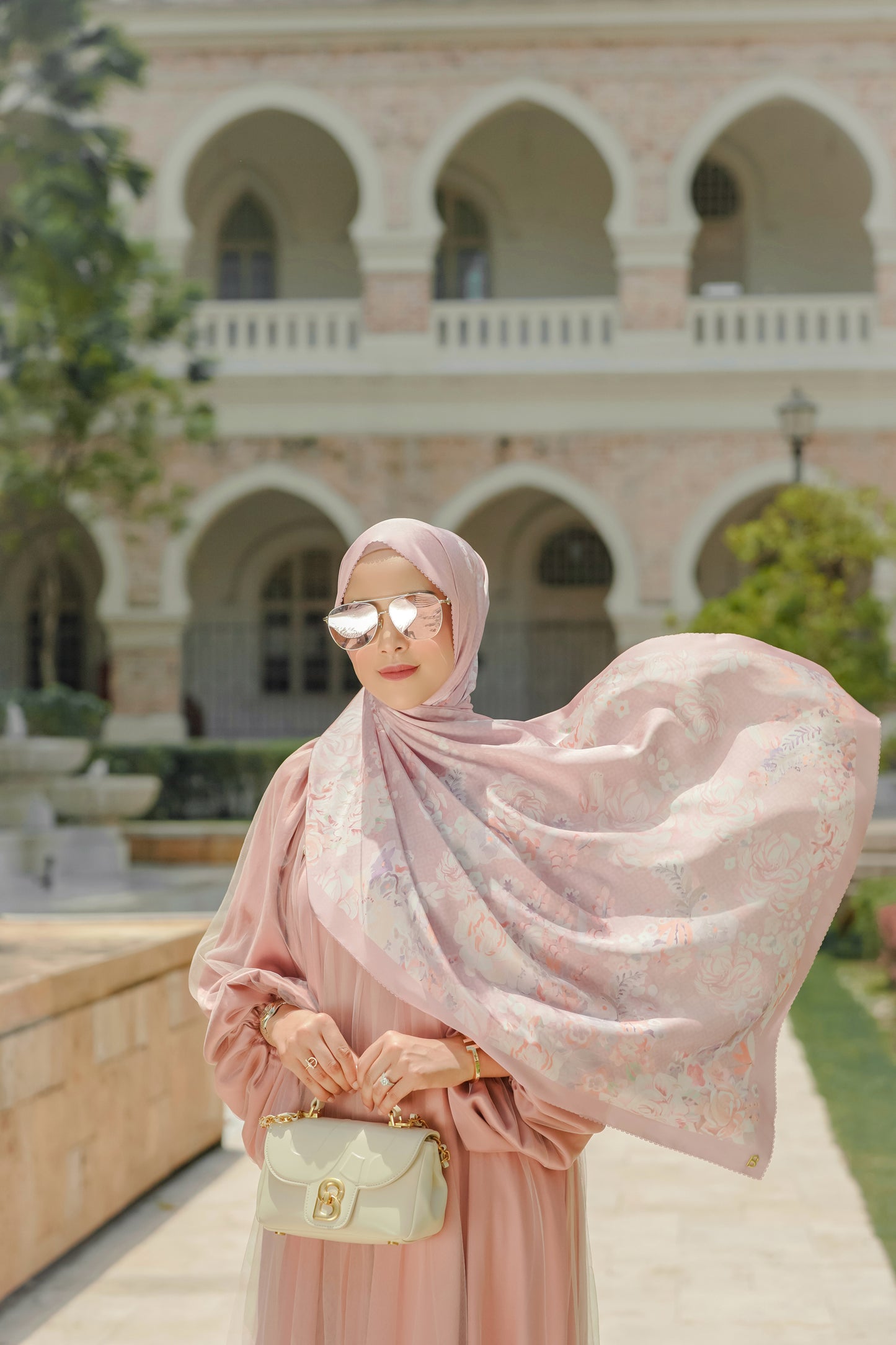 Bel Fle Satin Shawl - Rose