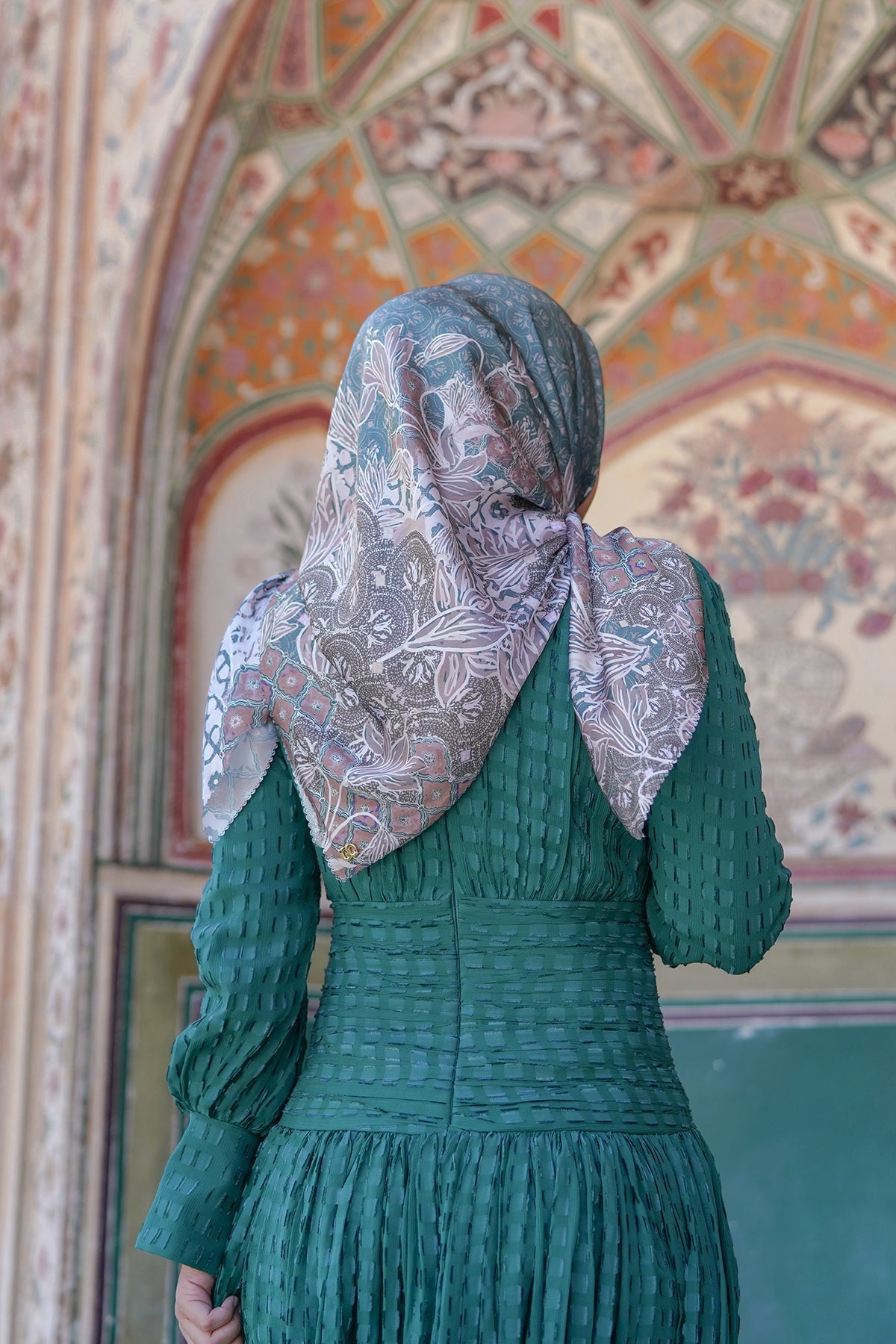 Maharani Satin Square - Green