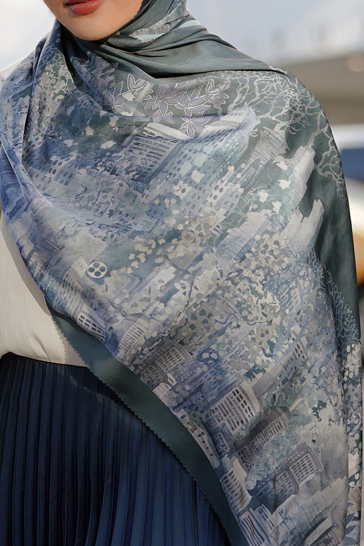 New York Reborn Satin Shawl - Dumbo