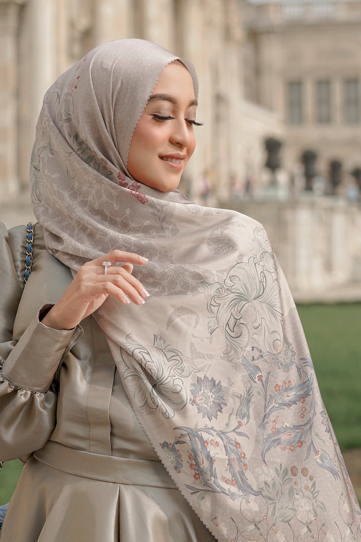 The Topkapi Satin Shawl - Earl Gray