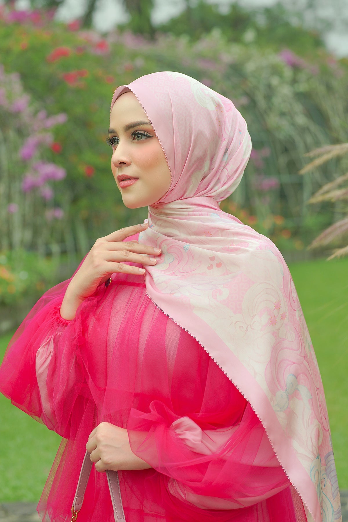 The Friendship Satin Shawl - Pinkie Pie