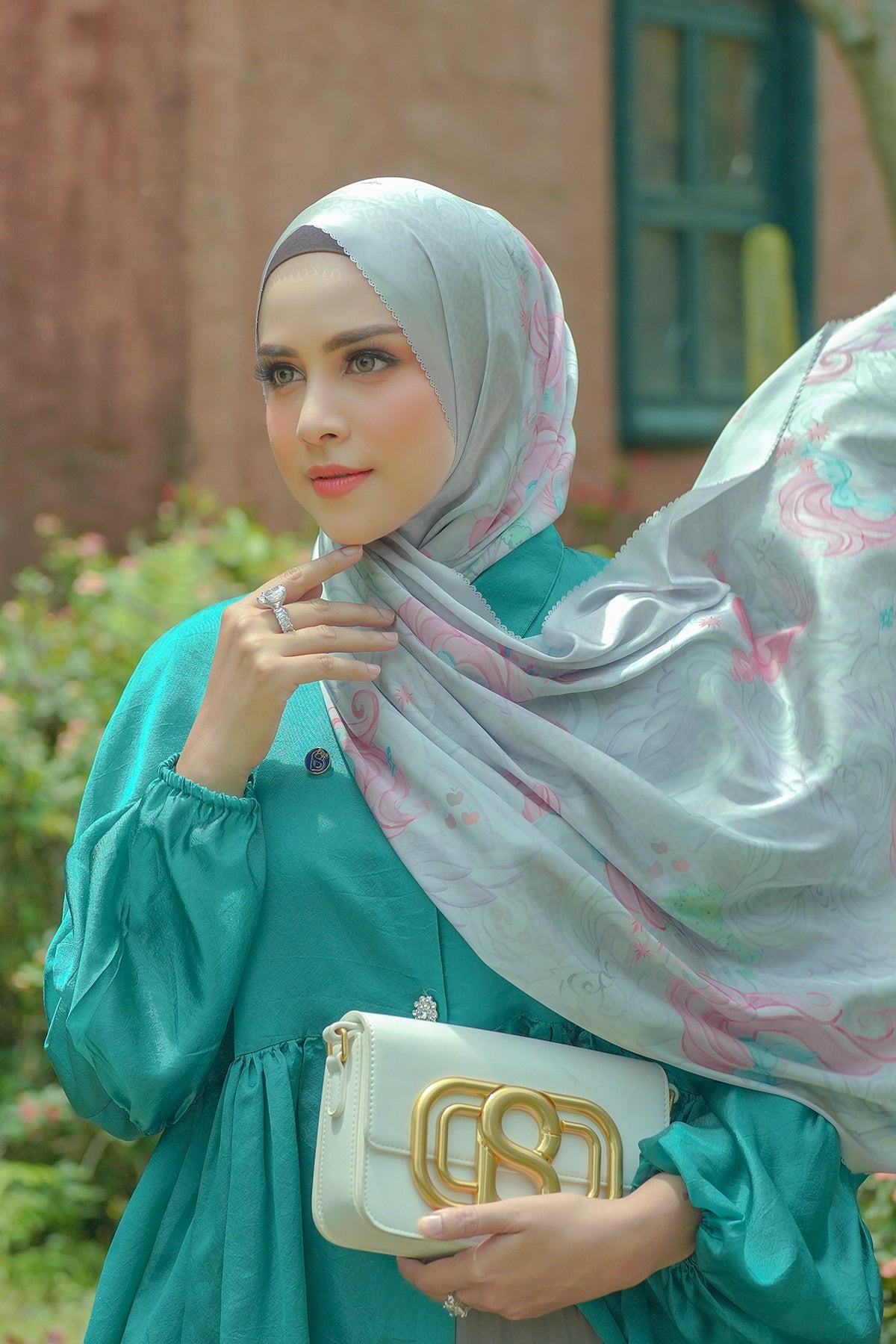 The Friendship Satin Shawl - Sweetie Bell