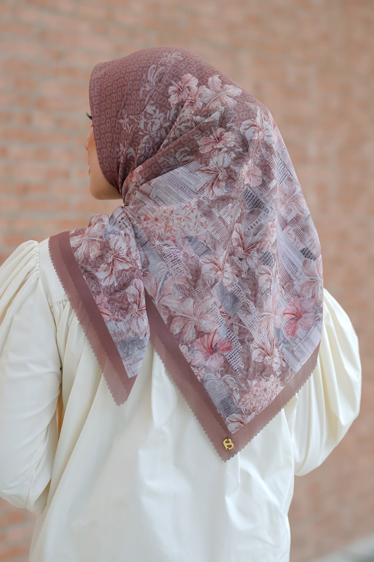 The Malaya Square - Brown