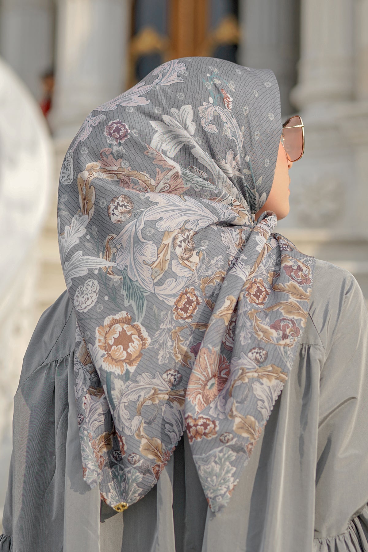 The Royale Voal Square - Grey