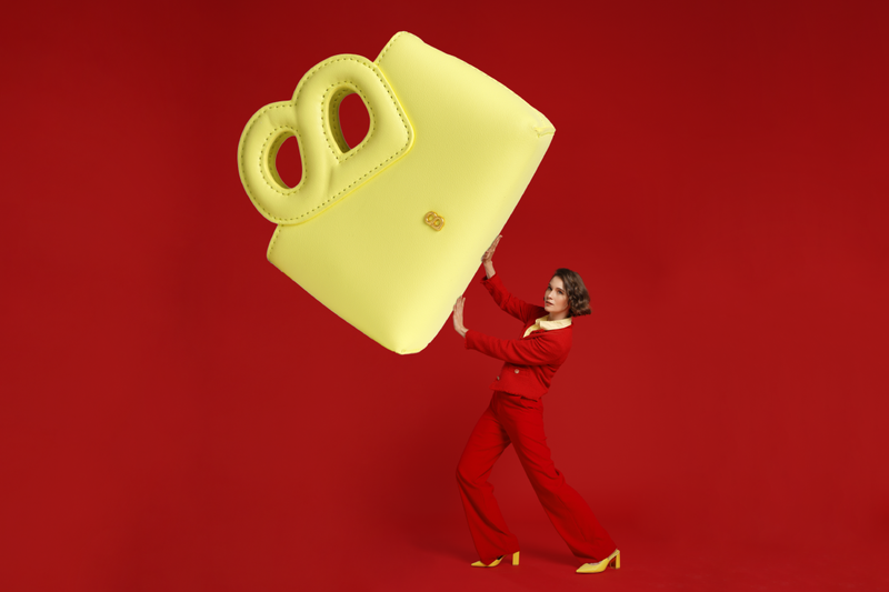 Small but Stylish! Micro Bags Are the Gen Z Fashion Statement