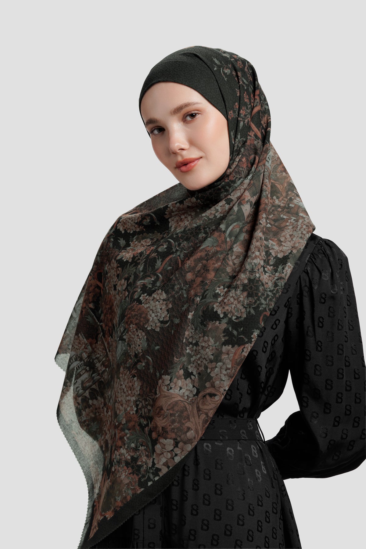 Istanbul Tie Back Shawl - Black Chili