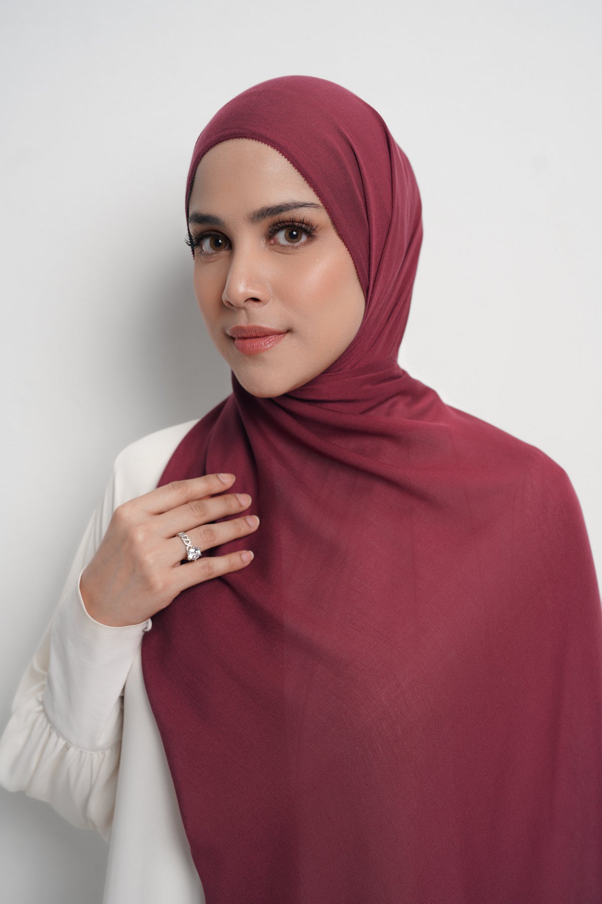 10891949703480-Yura Shawl - Mahogany