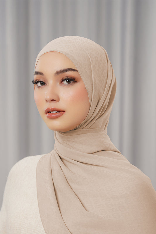 Georgette Tapis Shawl - Light Taupe