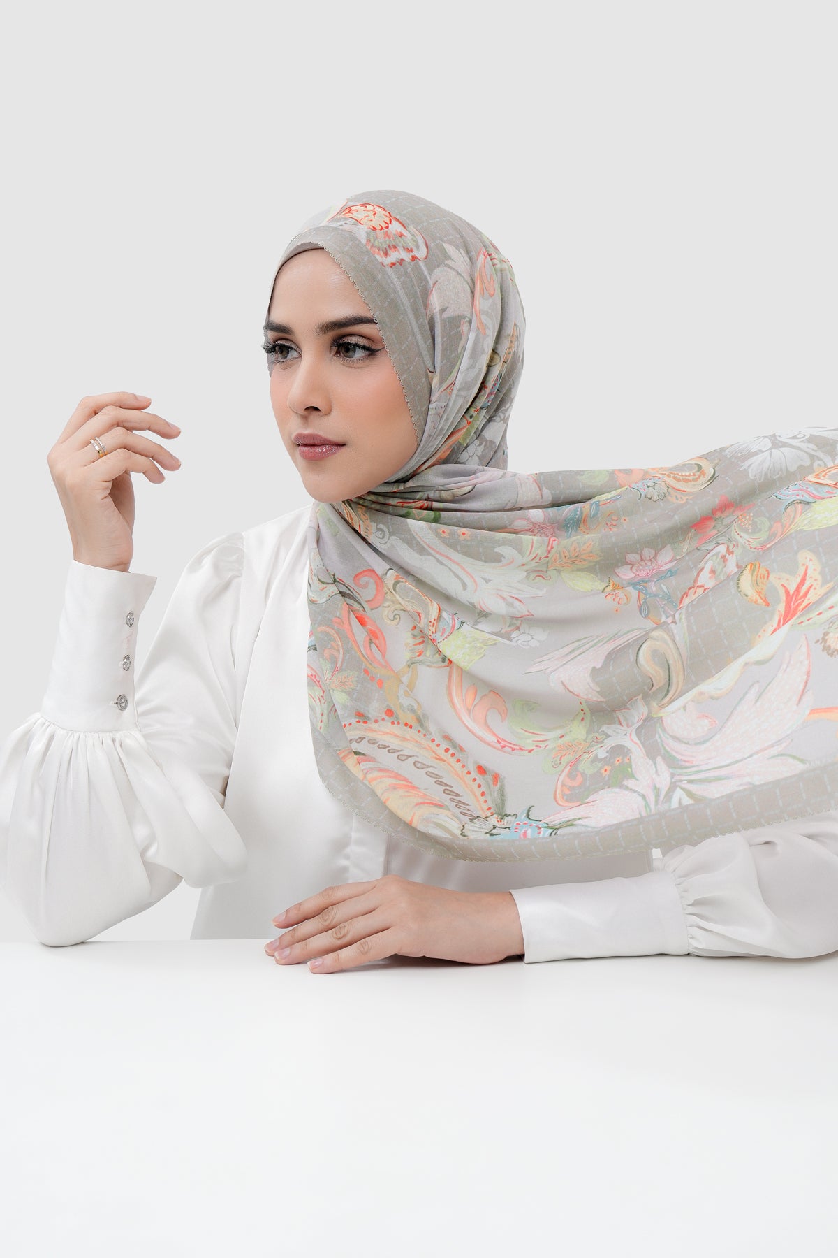 Autograph 3.0 Voile Shawl - Clay