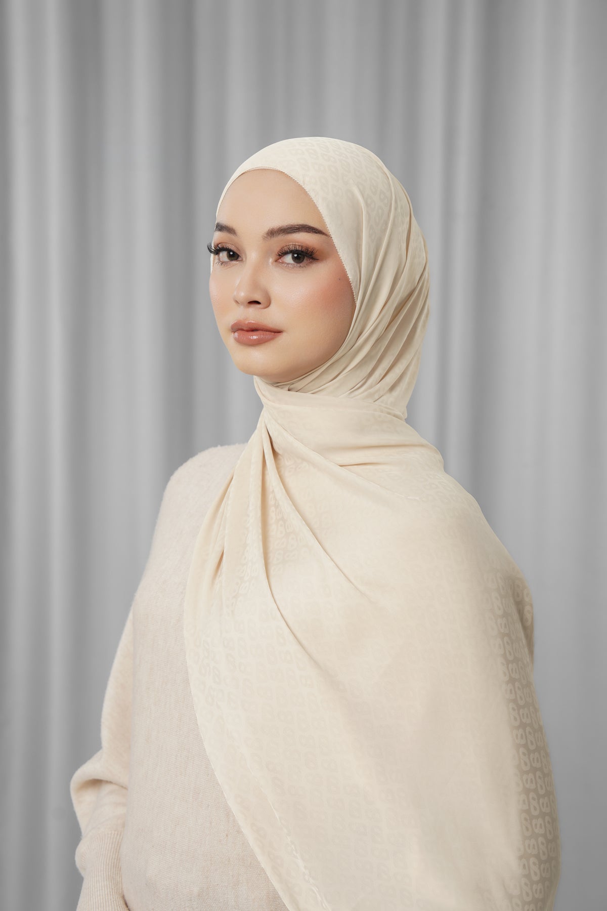 10666345595192-Tapis Satin Jacquard Shawl - Oatmeal