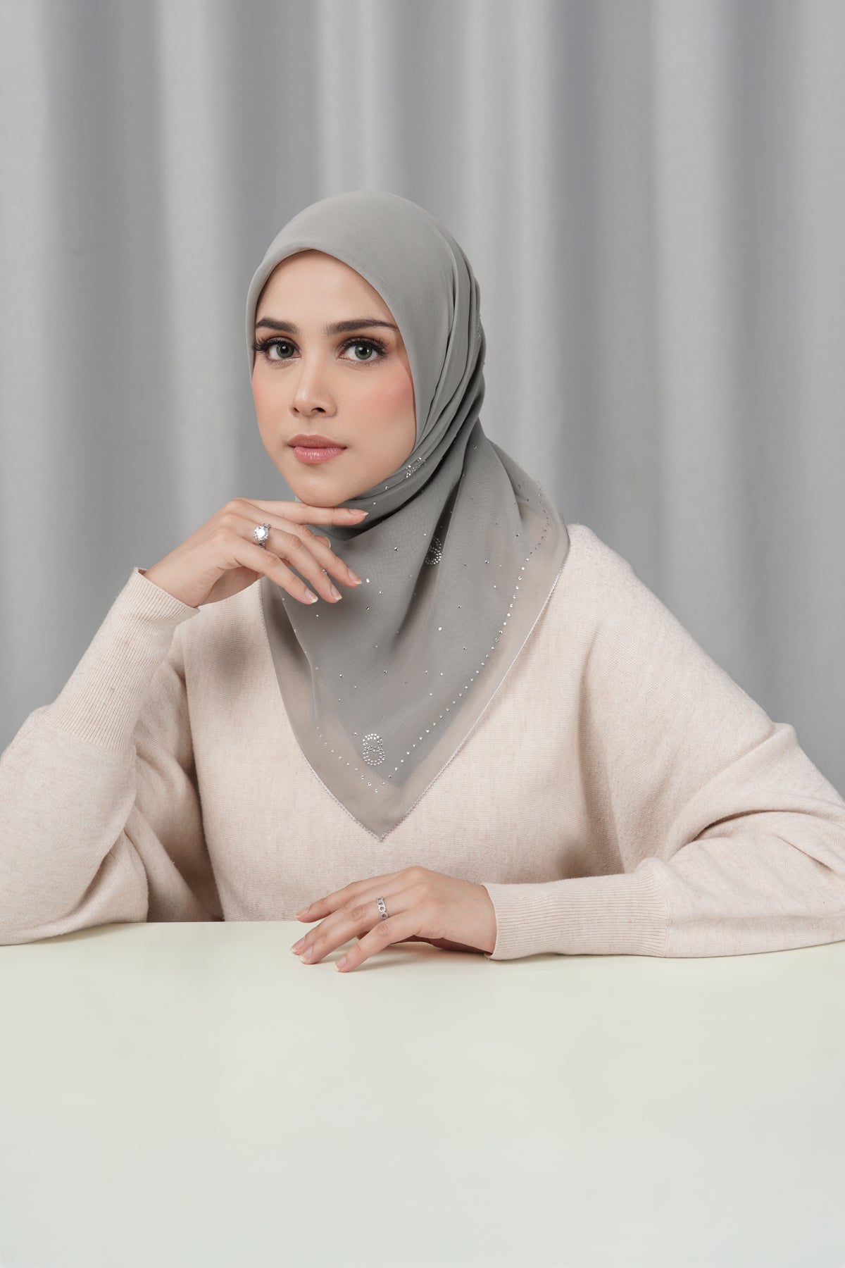 10866357993784-Everyday Glam Scarf - Stone