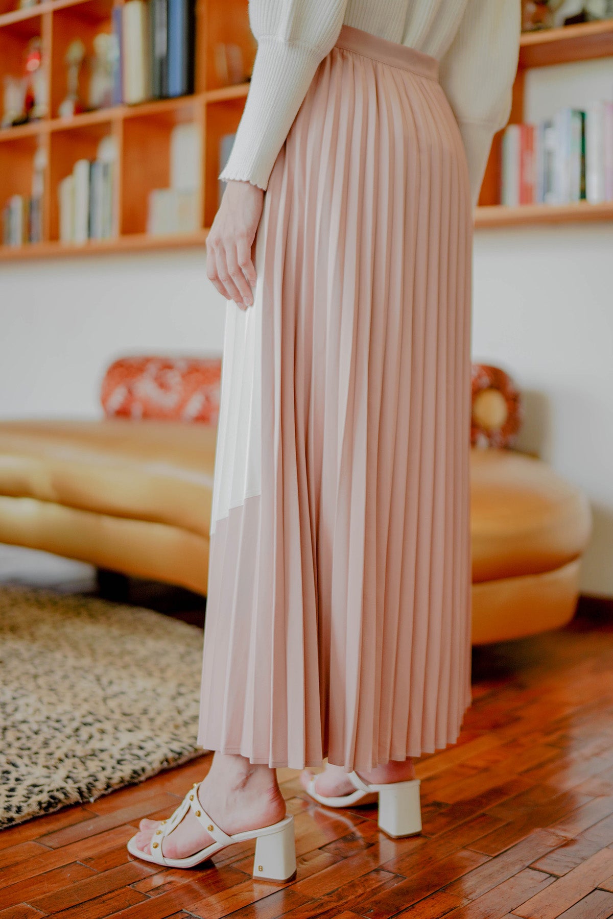 Kila Two Tone Pleated Skirt White Pink - Main Image