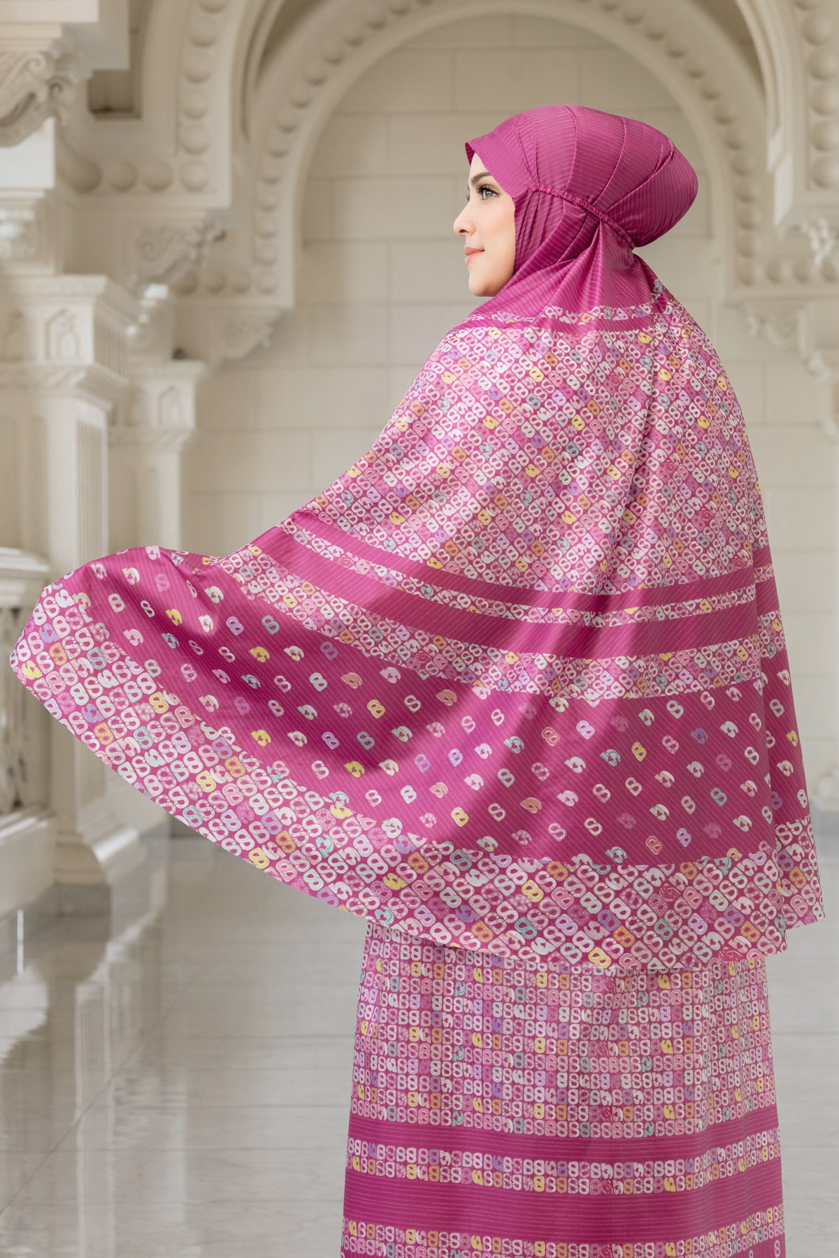 Nagita Capsule Prayer Robe - Fuchsia Rose