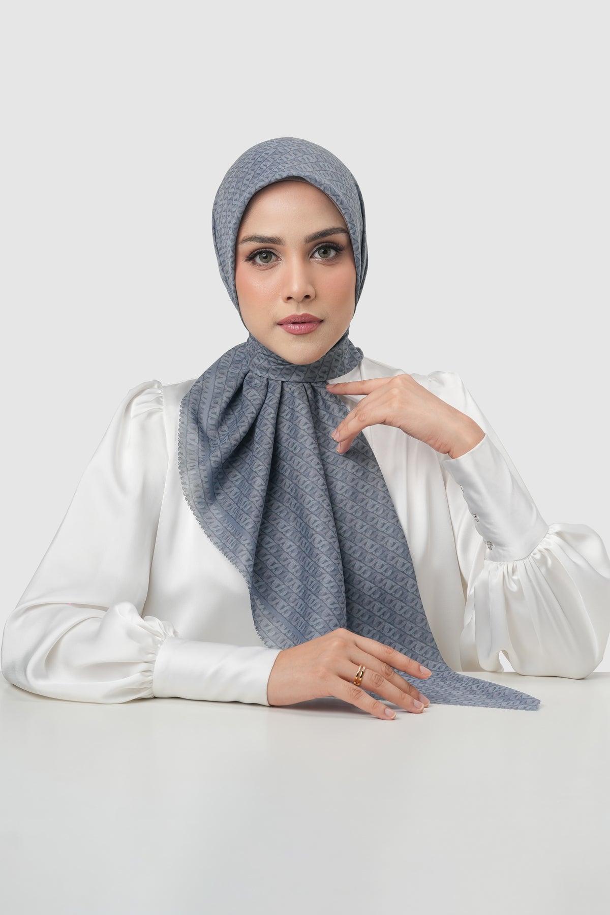 Interlock Voile Square - Enigma