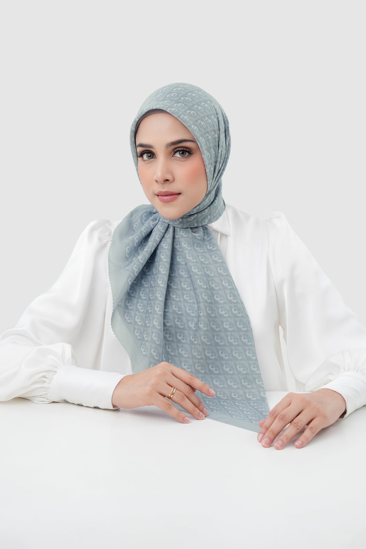 Prism Voile Square - Earl Gray